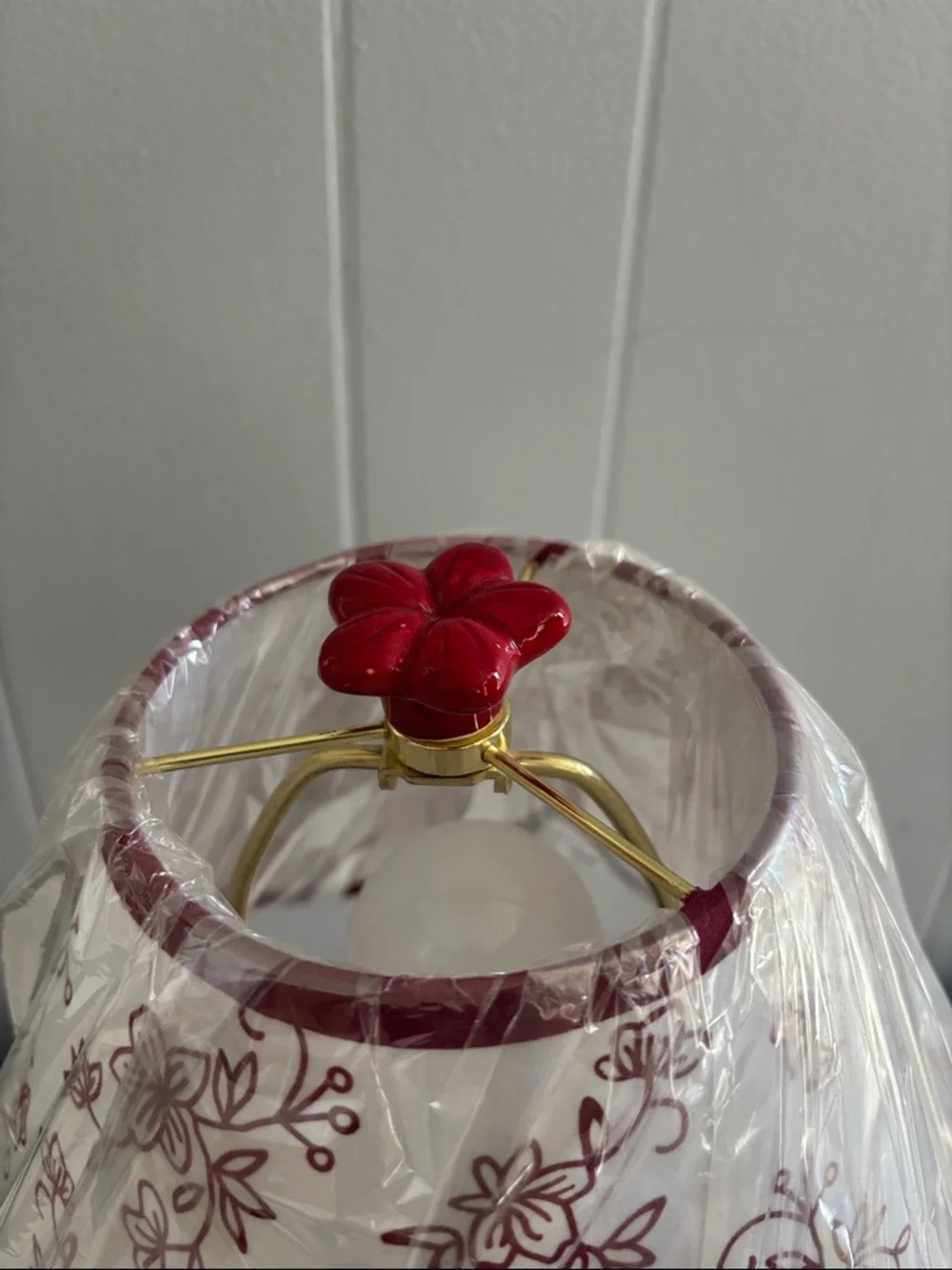 Temp-Tations Cranberry Teapot Lamp with matching shade.Very Rare! - Picture 5 of 9